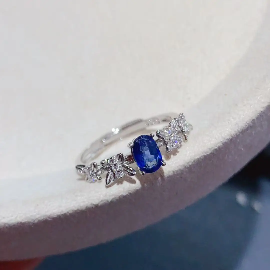 Modieuze ring met vlinderdesig - Ethnic Fashion Designers recensie en prijs